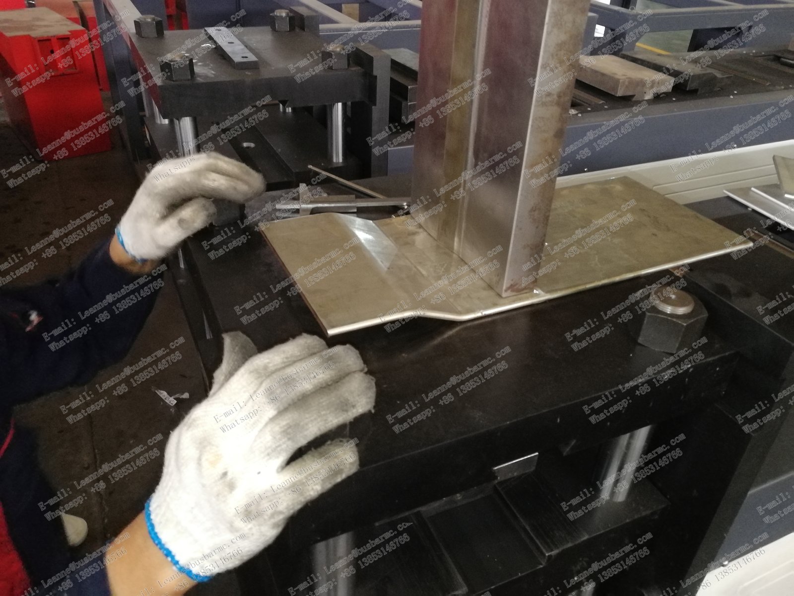 Detalle de plegado de cobre en HQ-600-B