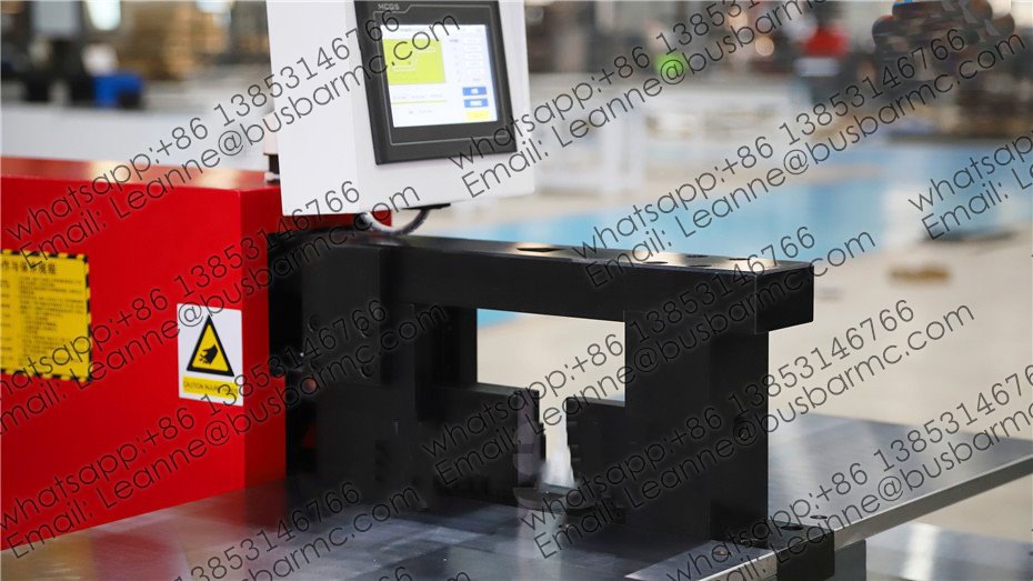 plegadora de barras conductoras cnc